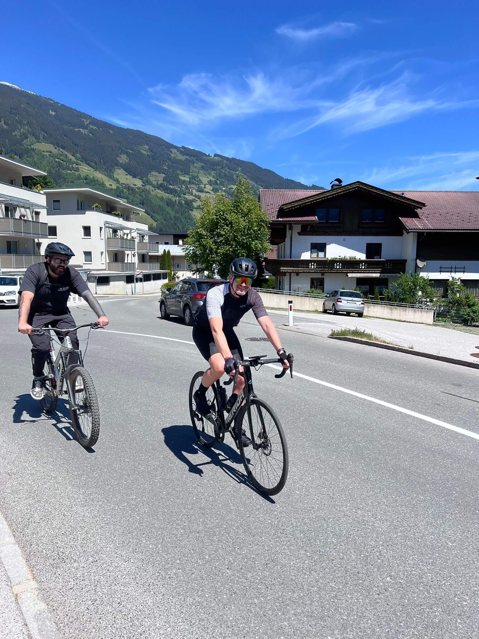 KLIXPERT.io Team Ride 2026 - Paul & Anderas