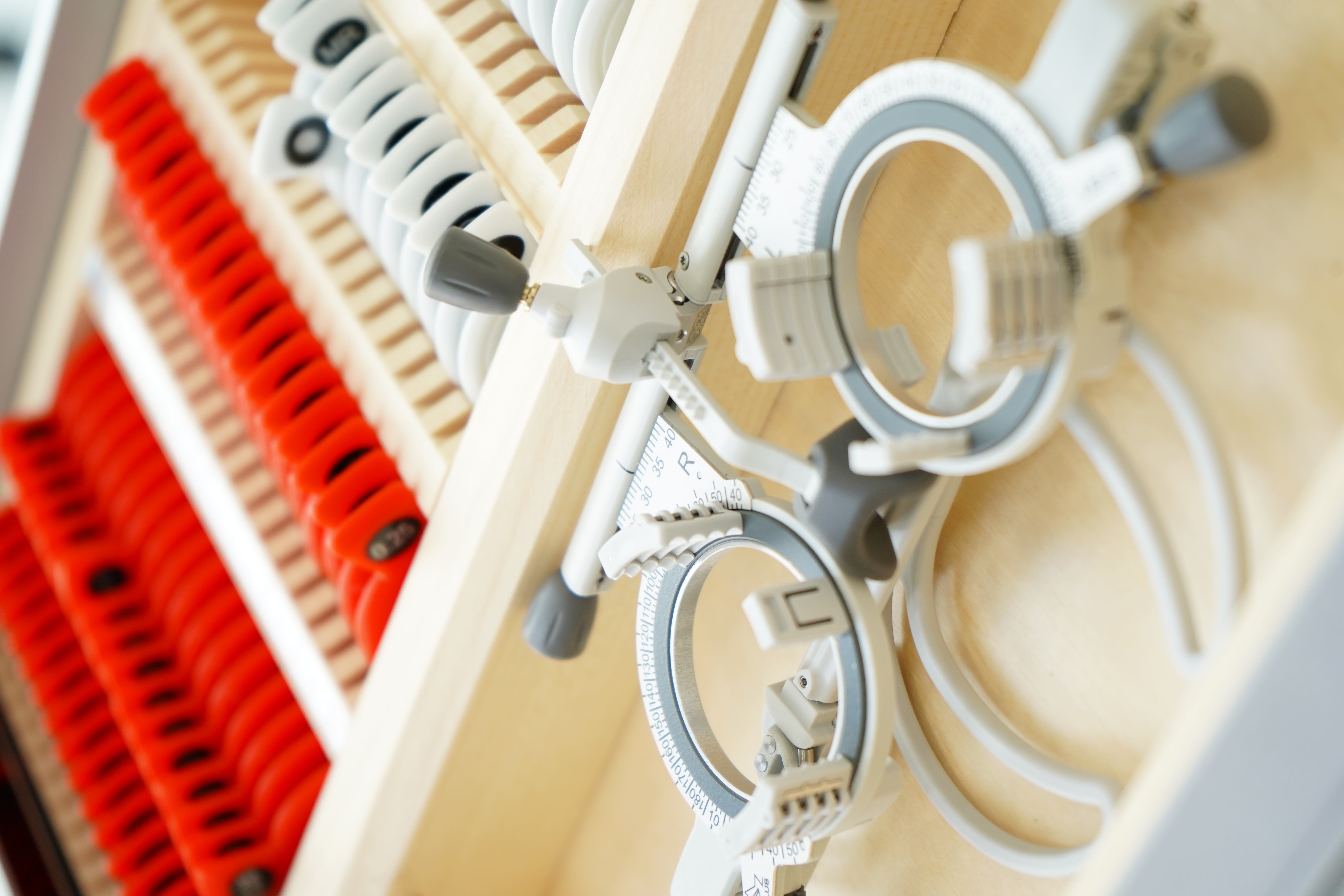 neue-augen-banyai sehtest instrument